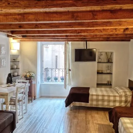 Ai Musei Bed and Breakfast 3*